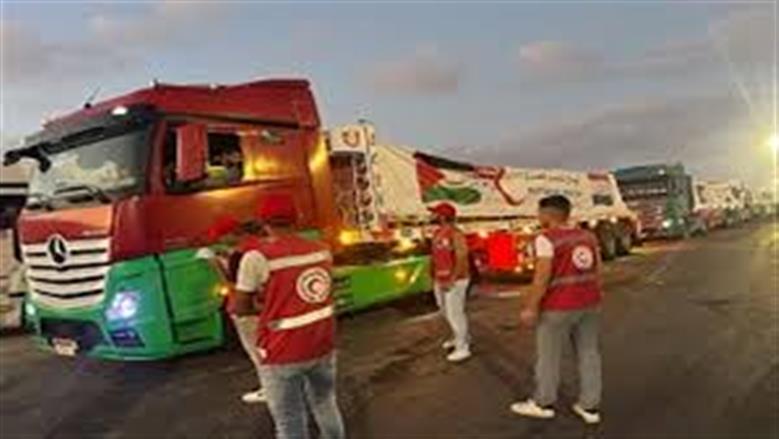 الهلال الأحمر المصري يدخل 1600 طن مساعدات عاجلة إلى قطاع غزة