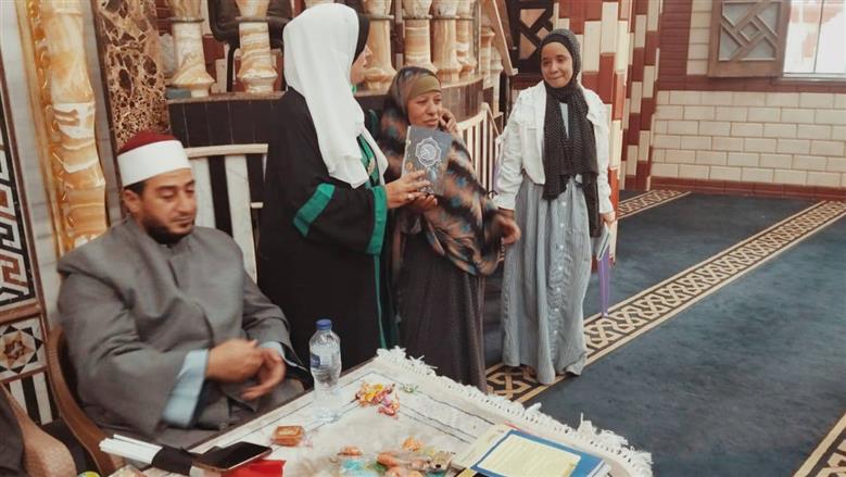 أوقاف الفيوم تكرم الأطفال المشاركين في البرنامج التثقيفي