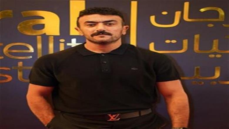 أحمد العوضي يروج لفيلم شمشون ودليلة.. «هتبقى دغدغة»