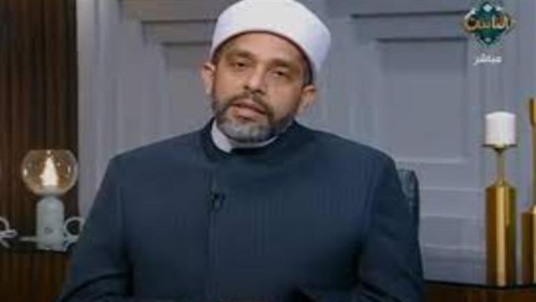  أمين الفتوى بـ«الإفتاء» يكشف حكم لبس الأساور للرجال 