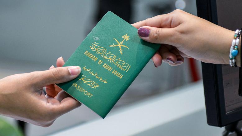 تجديد هوية المقيم في السعودية.. خطوات سريعة عبر «أبشر» والشروط حسب نوع العمالة