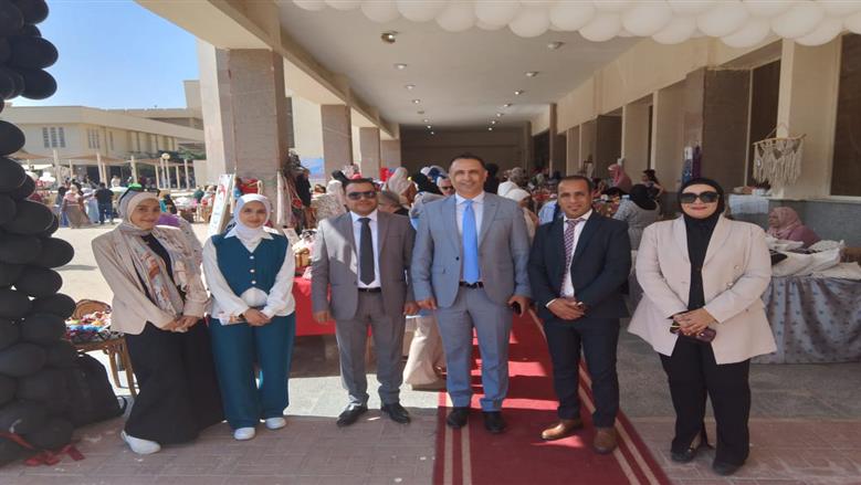 معرض الأسر المنتجة
