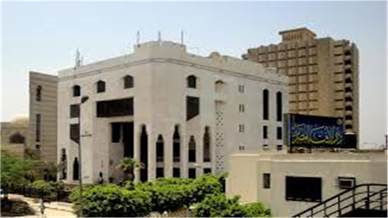 لكفالة طفل.. دار الإفتاء توضح حكم دفع الزكاة لدار الأيتام