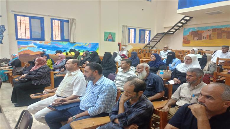 خلال فعاليات لقاء وكيل وزارة التربية والتعليم بمطروح مع مديرية المدارس الابتدائية بمديرية تعليم مطروح
