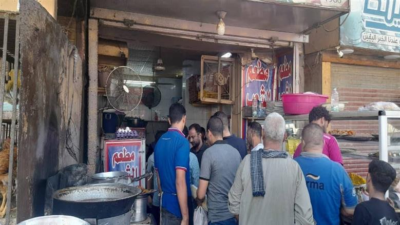 تحرير 48 مخالفة متنوعة خلال حملة لجنة تراخيص المحال العامة في أبوقرقاص بالمنيا 