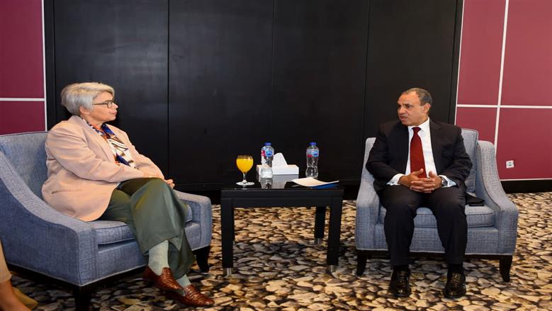 وزير الخارجية