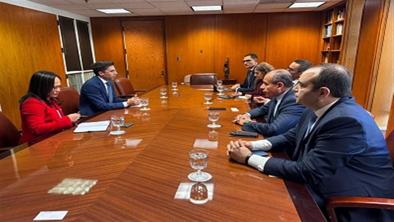 وزير الاستثمار والتجارة الخارجية يبحث مع شركة «بوينغ» العالمية تعزيز الشراكة الاستراتيجية في قطاع الطيران والنقل الجوي