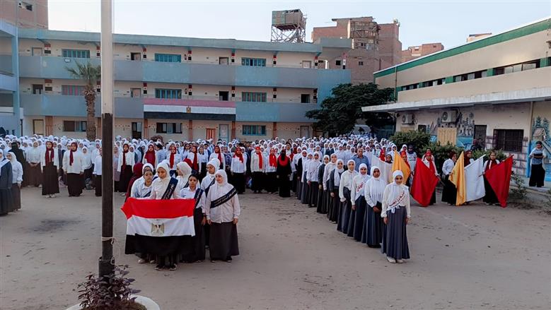 تنصيب البرلمان المدرسي وتكريم المتميزات على منصة Quero