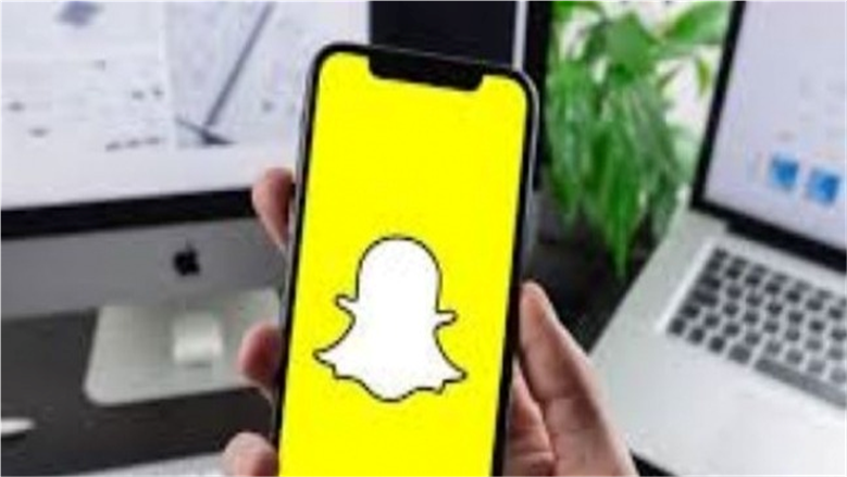   طفل سناب شات ينشر فيديو لأمه بالخطأ.. وخبراء: «التعامل بالعقلانية وليس العقاب» 