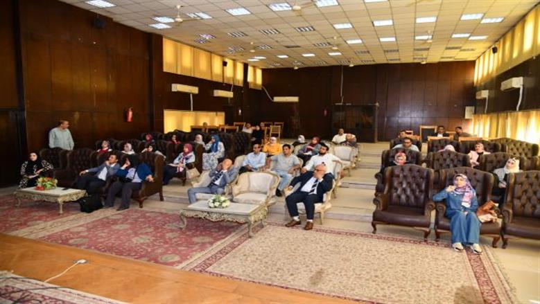 جلسة نقاشية حول تأثير التغيرات المناخية على الموارد المائية في الفيوم