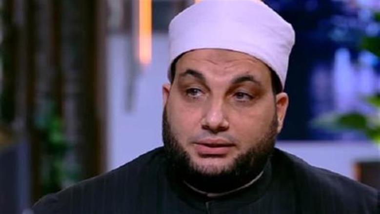 عالم أزهري ينصح بقراءة سورة الإنسان بتدبر: المتدين بلا إنسانية منافق