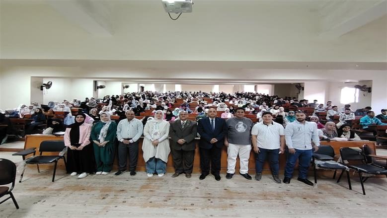 إعلام الفيوم ينظم ملتقى شبابي لطلاب كلية علوم الرياضة لتعزيز الوعي الوطني