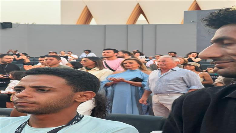 أوركسترا النور والأمل