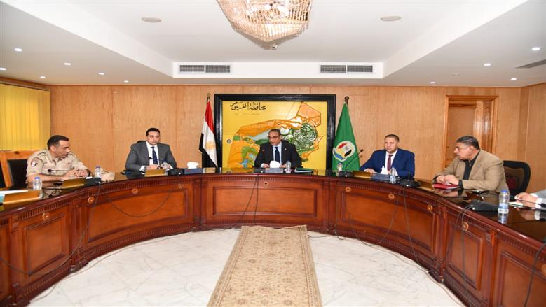 محافظ الفيوم يتابع استعدادات انتخابات مجلس النواب 2025