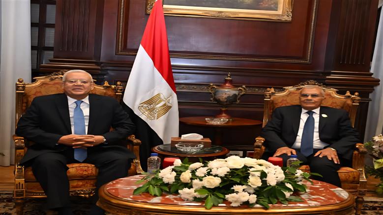 حنفي جبالي يهنىء رئيس مجلس الشيوخ بتولي مهام الفصل التشريعي الثاني