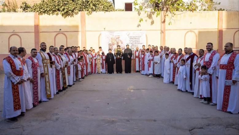 زيارة الأنبا مينا