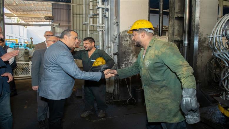 وزير الإنتاج الحربي يجري مرور مفاجئ لشركة حلوان للصناعات الهندسية