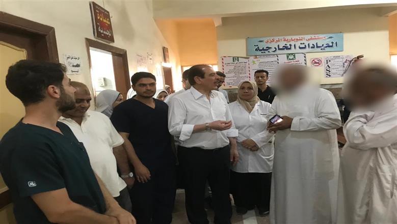 نائب وزير الصحة يتفقد سير العمل في مستشفى النوبارية المركزي بالبحيرة