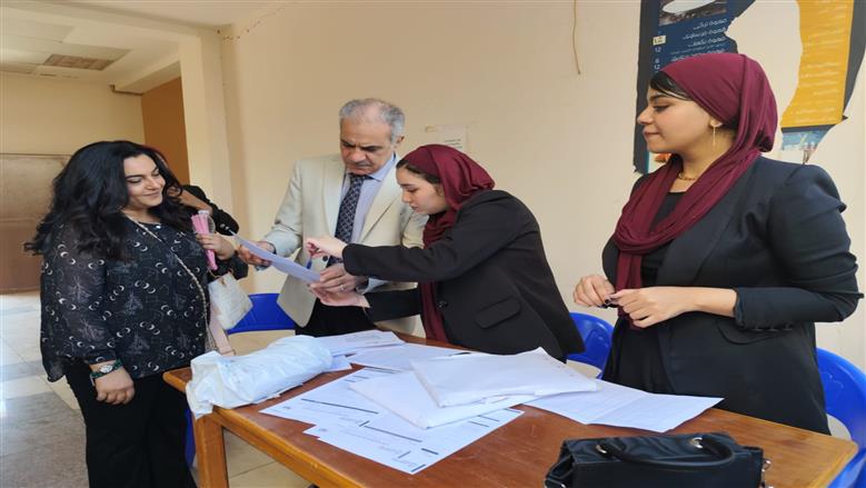 جامعة أسوان 