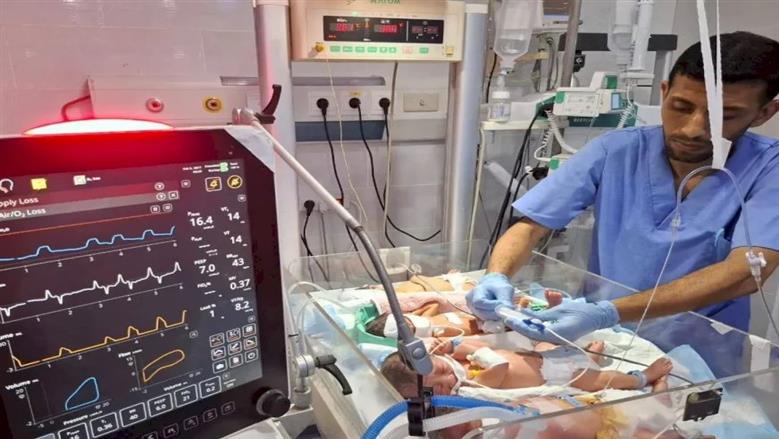 وفاة رضيع وإجلاء 3 خدج من مستشفى الحلو بمدينة غزة إلى جنوب القطاع