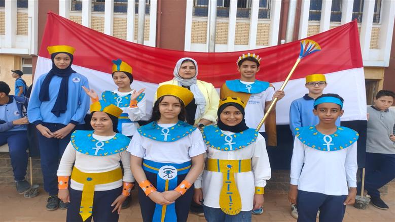 مدارس الشرقية تحتفل بافتتاح المتحف المصري الكبير بسيمفونية فرعونية في حب مصر