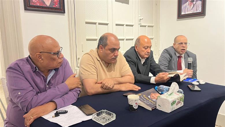 أكرم القصاص 
