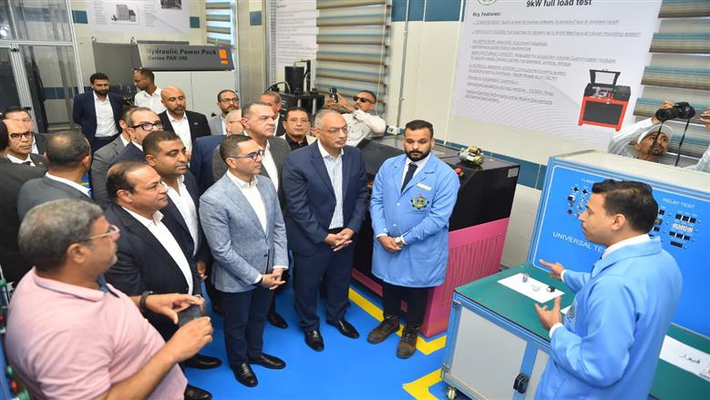 إعلان| وزير الاستثمار والتجارة الخارجية يفتتح المرحلة الثانية من المعامل الصناعية المركزية بميناء العين السخنة