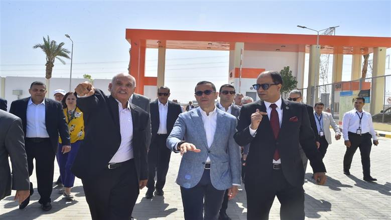 المركز اللوجستي يعد مركز تحكم رئيسي ويربط كافة أطراف منظومة التجارة إلكترونياً،