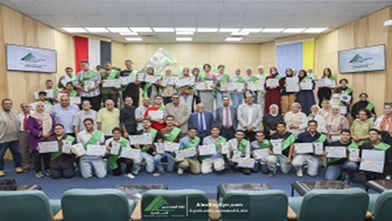 تكرم أبناء المهندسين المتفوقين في الشهادة الثانوية بالإسكندرية