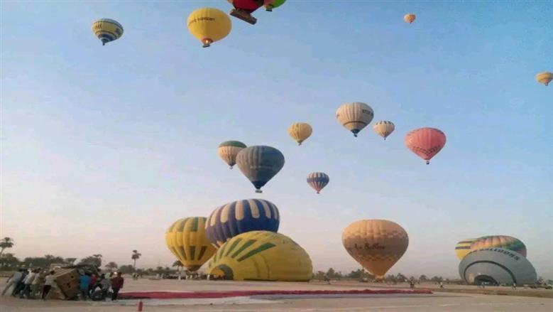 رحلات البالون الطائر