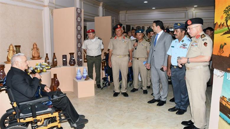 القوات المسلحة تنظم معرضاً فنياً لإبداعات المحاربين القدماء بمناسبة الإحتفال بذكرى إنتصارات أكتوبر المجيدة