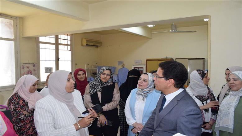 رئيس جامعة بنها: التمريض من المهن السامية والإنسانية ونوليها اهتماما خاصا  