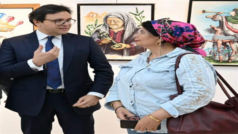 وزير الثقافة يتحدث إلى 