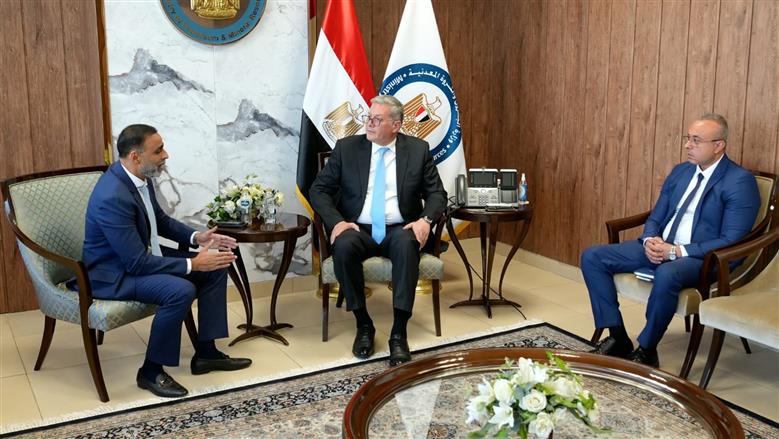 وزير البترول يبحث مع أركيوس انرجي تعزيز الاستثمارات في استكشاف وإنتاج الغاز بالمتوسط