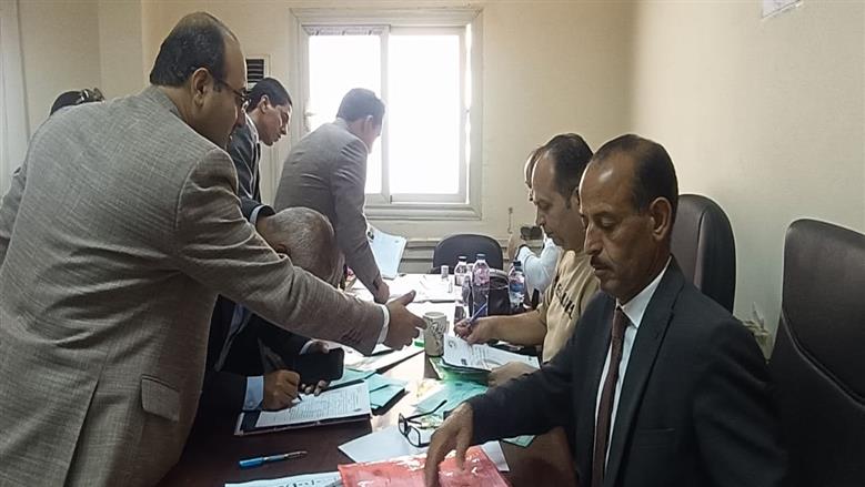 5 مرشحين يتقدمون بأوراقهم لانتخابات مجلس النواب بالفيوم اليوم