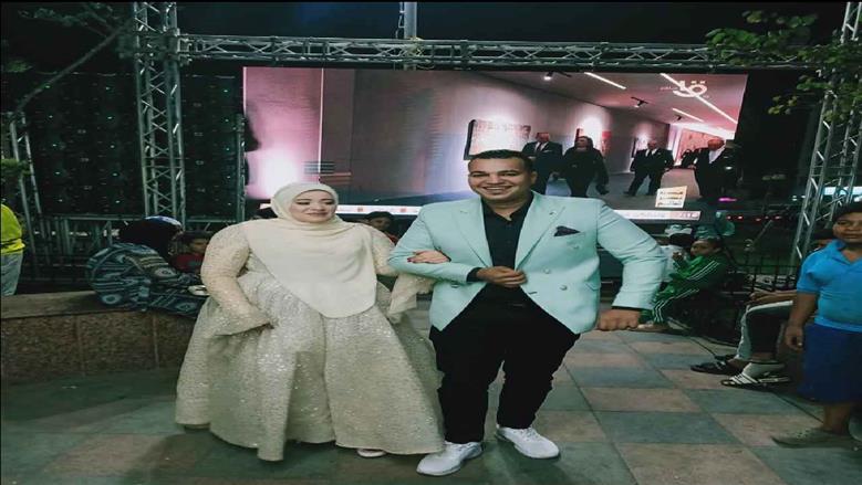 عريس وعروسه في افتتاح المتحف المصري الكبير بالقليوبية 