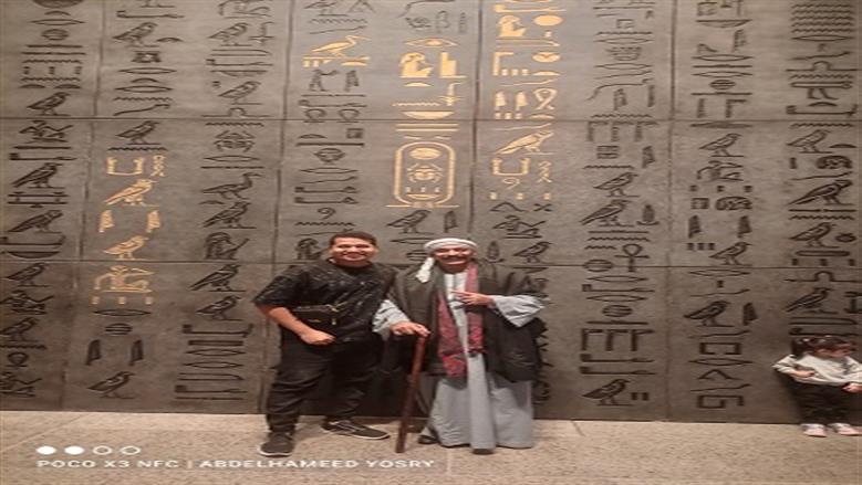 عم ناصر بالجلابية في المتحف المصري الكبير يتصدر التريند.. والمصور: «مكنتش متوقع»