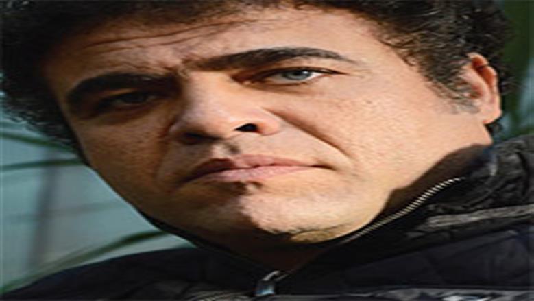 عصام درويش بعد فوزه بجائزة السلطان قابوس: تقدير لتجربتي الإبداعية