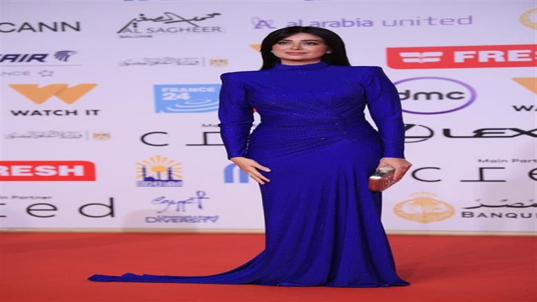 10 إطلالات