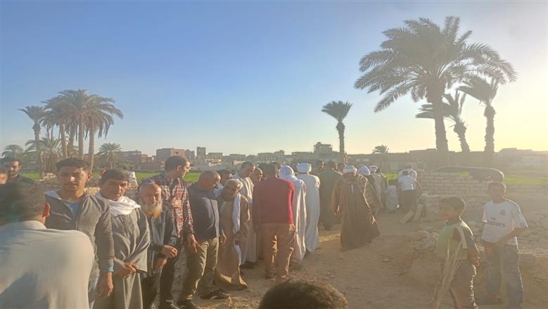 تشييع جنازة مؤذن مسجد السيدة زينب