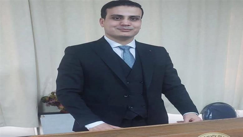 منقذ المرضى بحريق مستشفى الحسين يرحل فجأة بعد ترقيته.. معلومات عن الطبيب محمود الجبالي