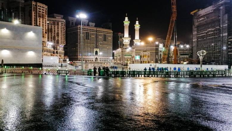 بسبب سوء الطقس والأمطار الرعدية.. إمارة مكة المكرمة تطلق الإنذار الأحمر