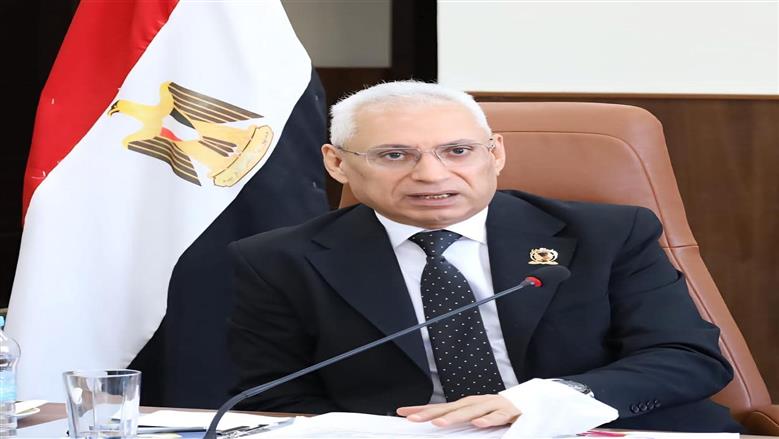 بروتوكول تعاون بين جامعة المنيا الحكومية والأهلية لزراعة النباتات الطبية والعطرية