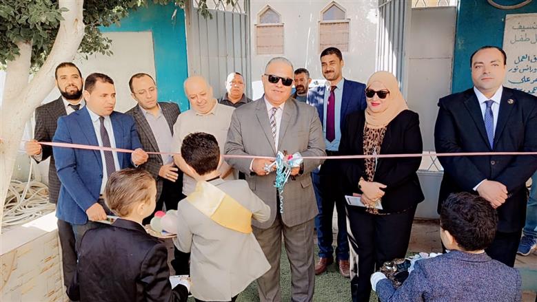 افتتاح معرض «الفيوم تتحدث» في مدارس إطسا.. ودمج الذكاء الاصطناعي في أنشطة الطلاب