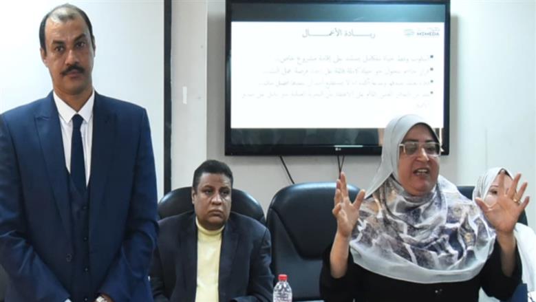 خلال لقاء نائب محافظ مطروح مع أعضاء المجلس القومي للأشخاص ذوي الإعاقة و جهاز تنمية المشروعات المتوسطة والصغيرة ومديرية العمل بمكتبة مطروح العامة