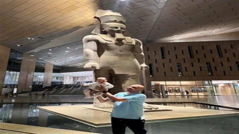 من نيوزيلندا إلى القاهرة.. عالم مصري يشيد بحفل افتتاح المتحف الكبير: نحن صناع التاريخ