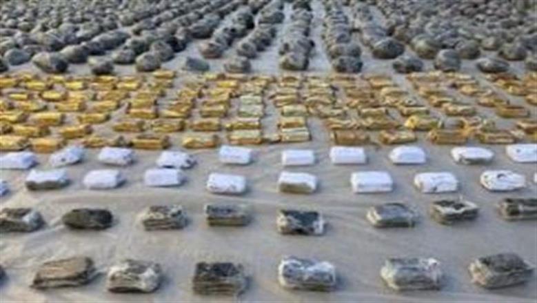 الداخلية تضبط بؤرة إجرامية شديدة الخطورة بالسويس بحوزتها أكثر من 2.2 طن من المواد المخدرة بقيمة 150 مليون جنيه