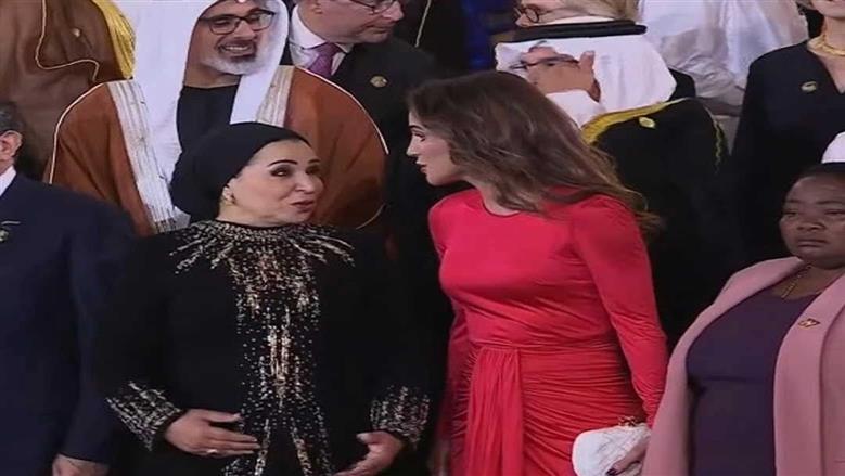 فستان الملكة رانيا