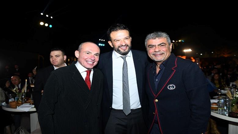 مستشفى الناس تحتفل بتدشين أول وأكبر مركز مجاني لزراعة الكبد بالشرق الأوسط وتعلن تحولها لمدينة طبية.. الحفل أذيع على قناة النهار ببرنامج الإعلامية لميس الحديدي.. وأحيته النجمة آمال ماهر بشعار