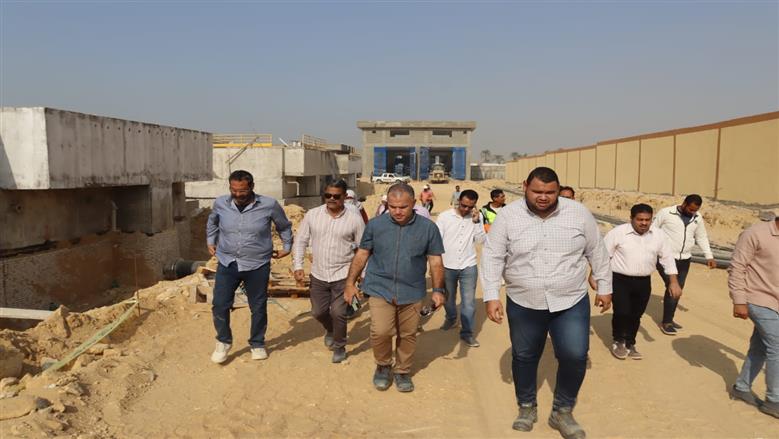 رئيس شركة مياه الفيوم يتفقد مشروعات المبادرة الرئاسية حياة كريمة